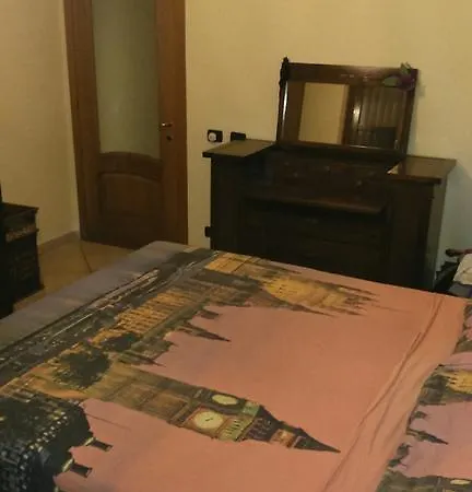 Baskerville Hall Alojamento de Acomodação e Pequeno-almoço Lainate